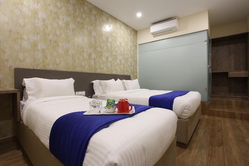 Ocean Suites Hotel Bombaj Zewnętrze zdjęcie